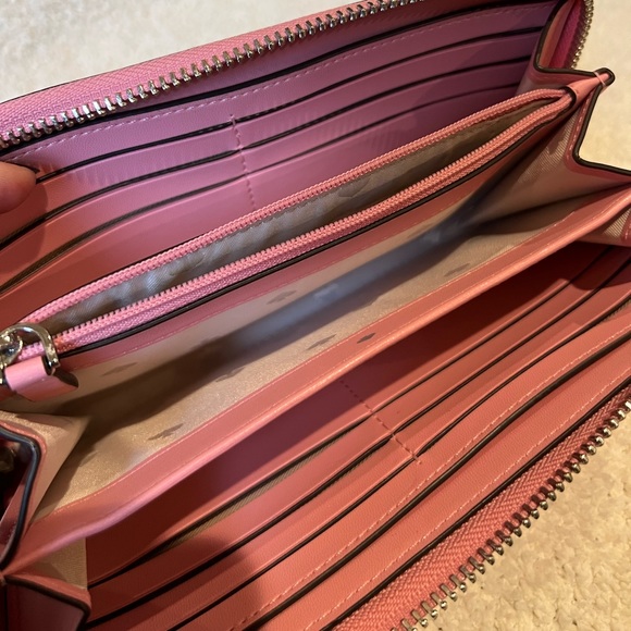 Cameron Monotone Large Continental Wallet - Picture 10 of 16